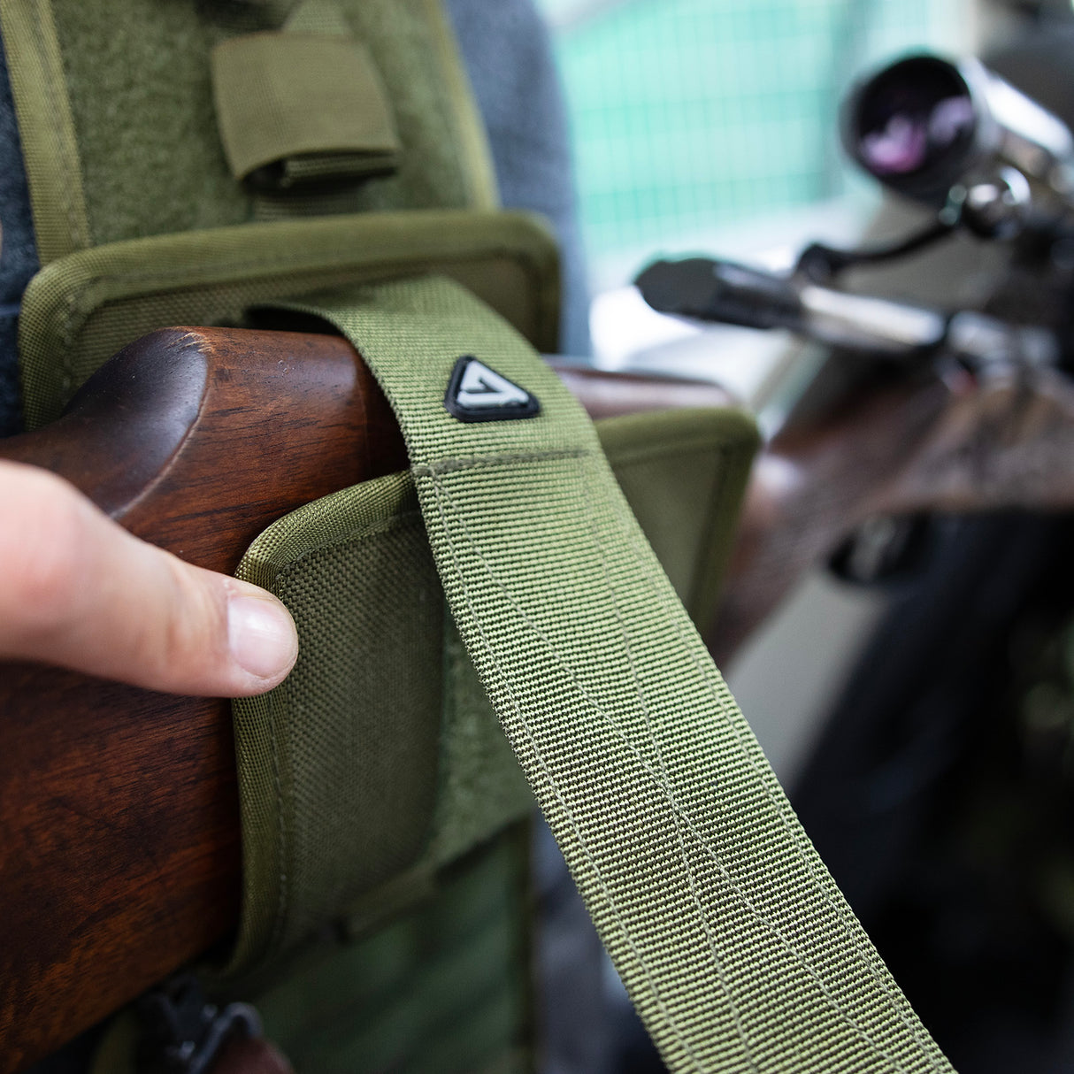 Vehicle Rifle Holder
